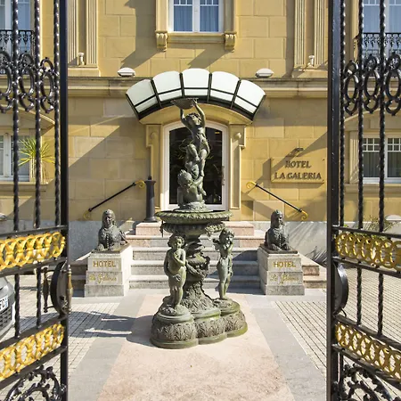 La Galeria فندق سان سيباستيان