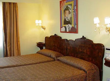 Ξενοδοχείο La Galeria 2*