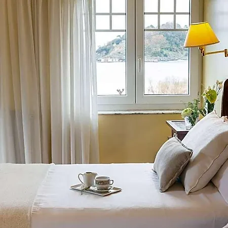 La Galeria Hotel