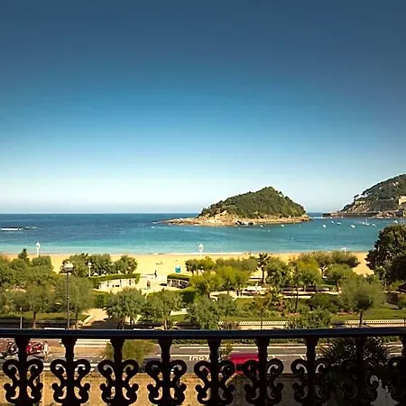 Hotel La Galeria 2*